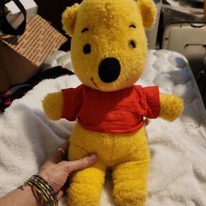Vintage Winnie The Pooh By Walt Disney X GUND